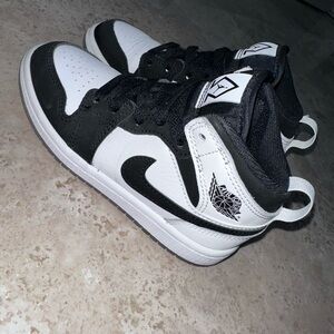 Jordan Kids Black and White Sneakers